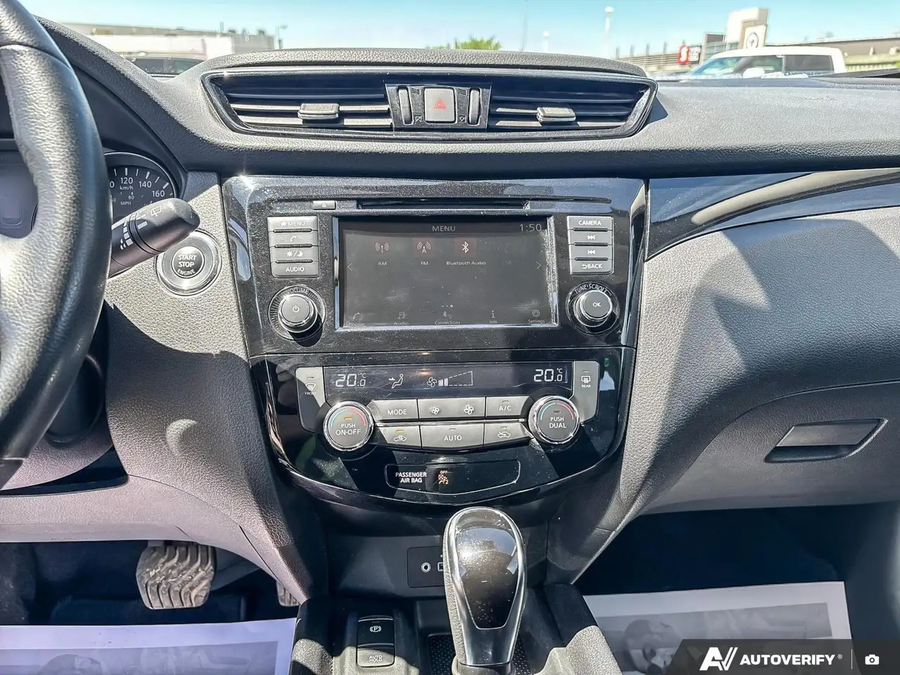 Nissan Qashqai снимка Nissan Qashqai