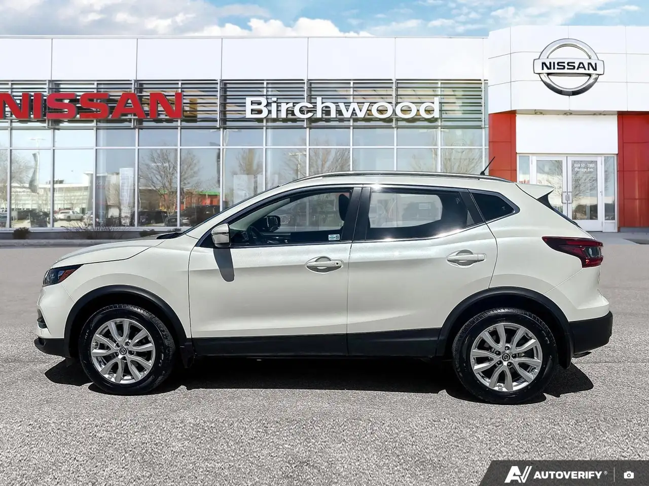 Nissan Qashqai снимка Nissan Qashqai