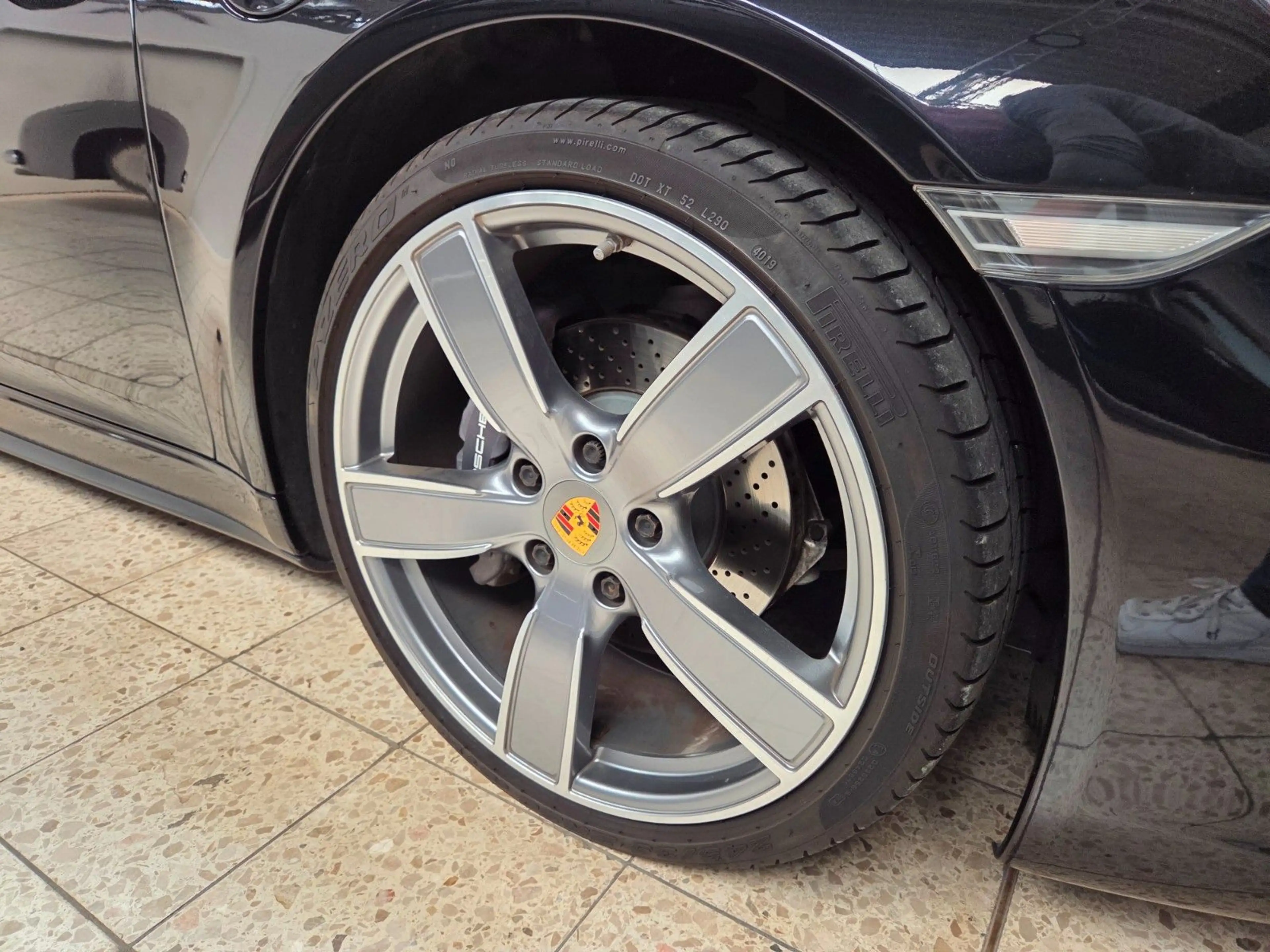 Porsche 991 911 991.2 Carrera 4 SPORT CHRONO SERVO PL. PDLS — photo 20