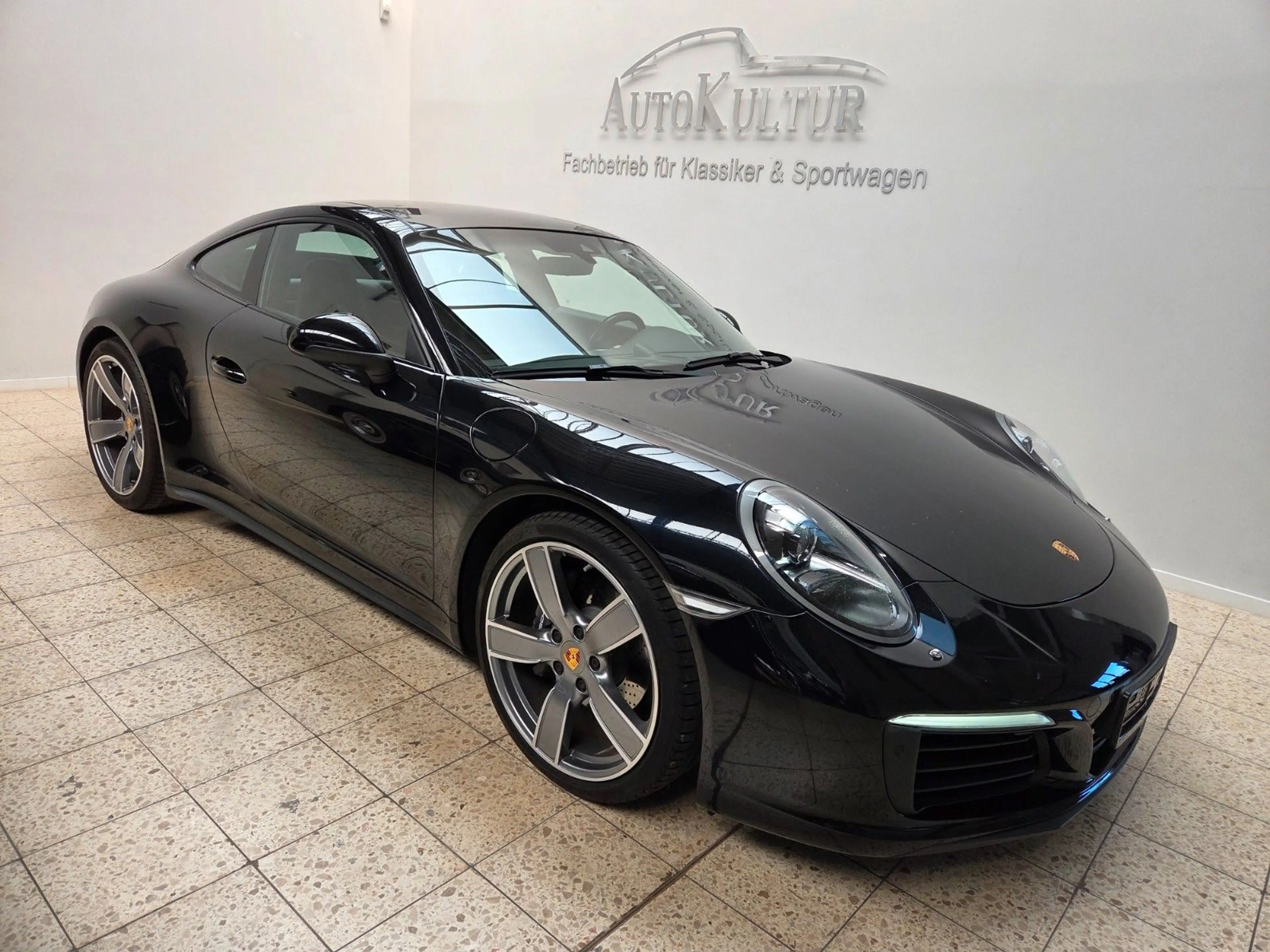 Porsche 991 911 991.2 Carrera 4 SPORT CHRONO SERVO PL. PDLS