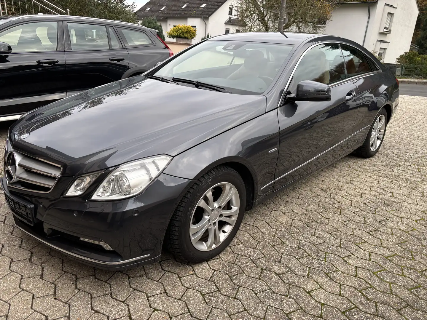 Mercedes-Benz E 220 E 220 CDI BlueEfficiency (207.302) Grey - 2
