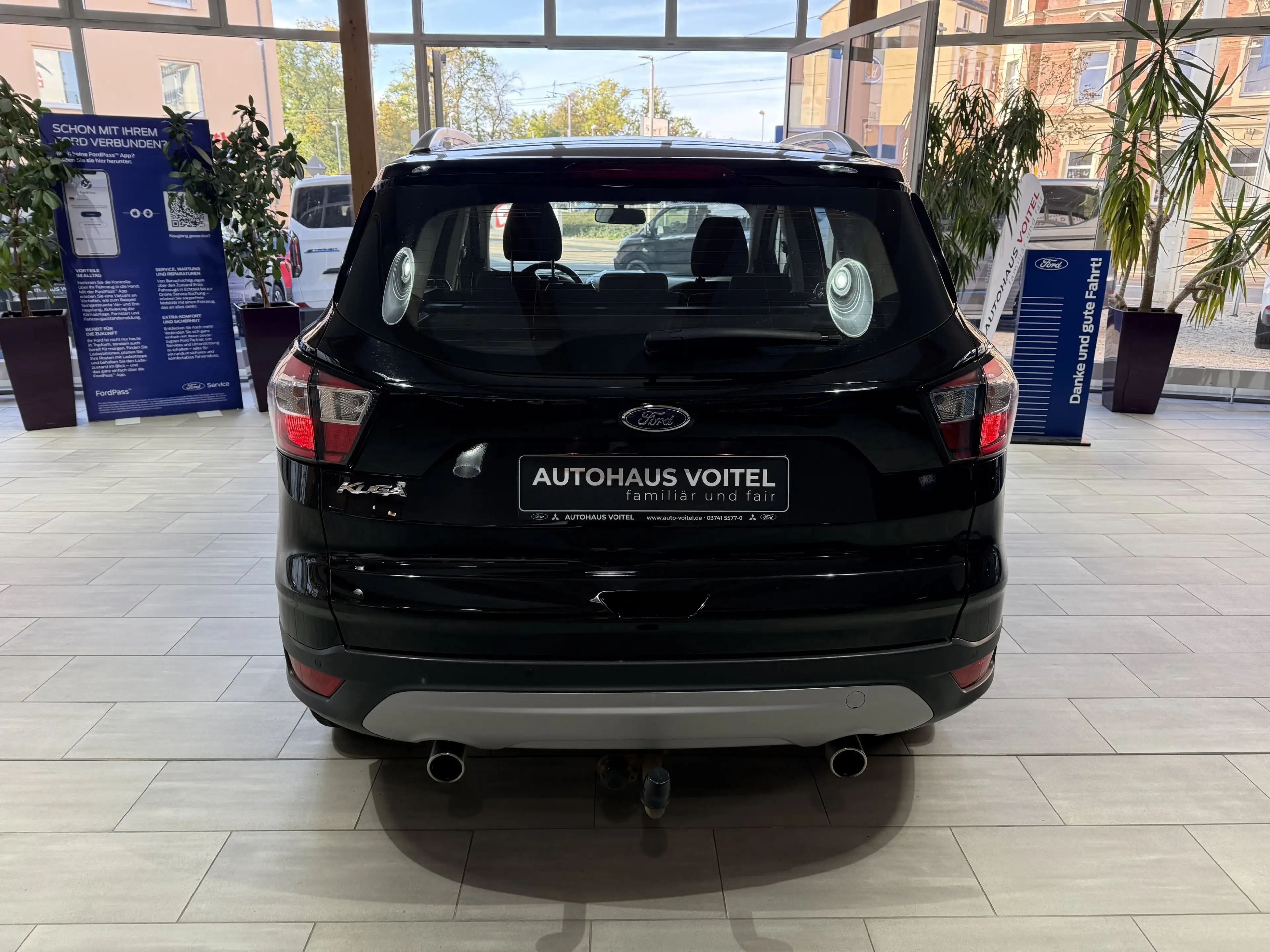 Ford Kuga Cool & Connect 4x4 / AHK / Winter-Paket / Navi — photo 6