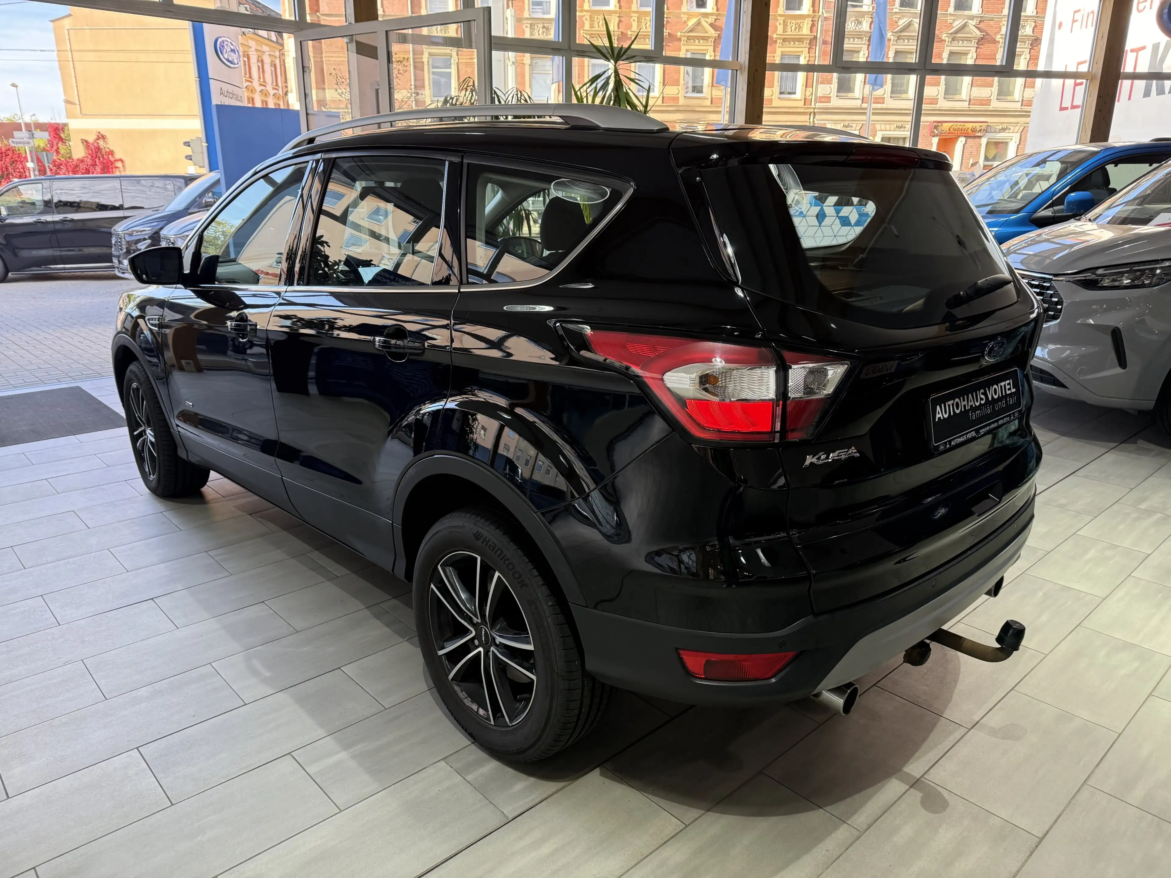Ford Kuga Cool & Connect 4x4 / AHK / Winter-Paket / Navi — photo 7