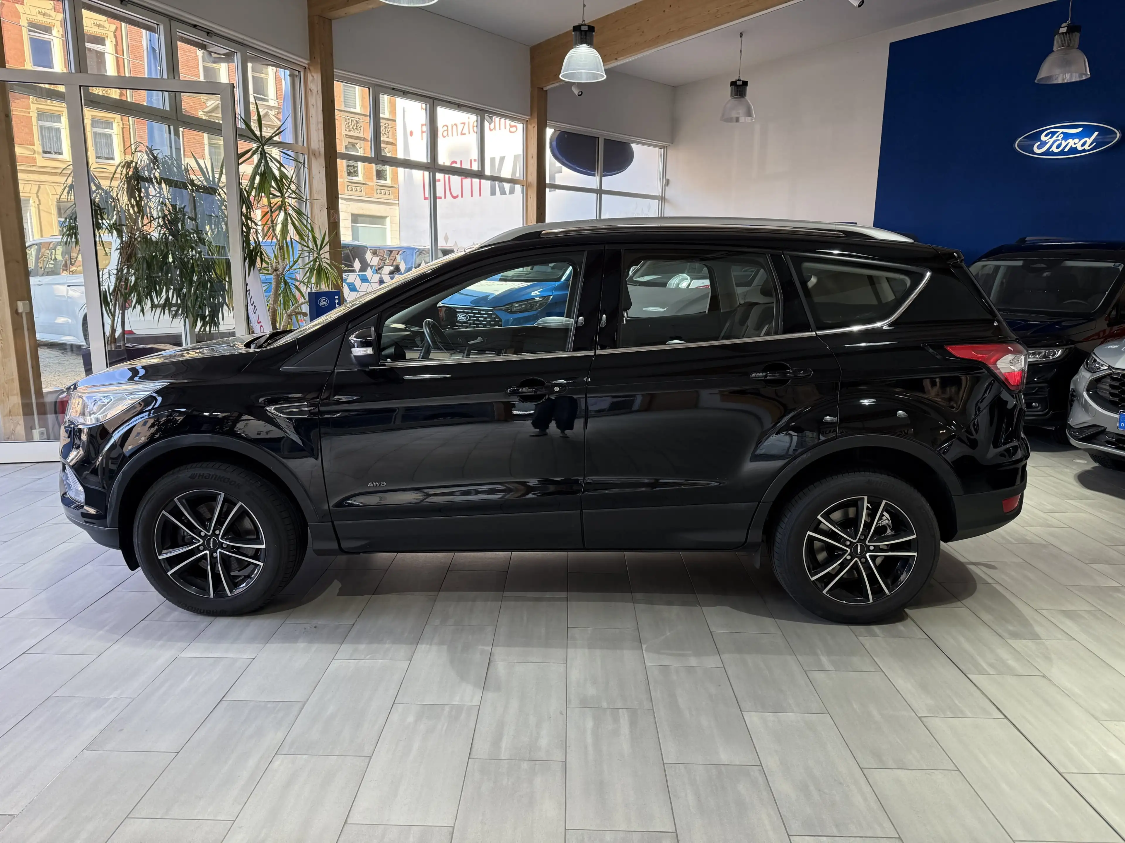 Ford Kuga Cool & Connect 4x4 / AHK / Winter-Paket / Navi — photo 8