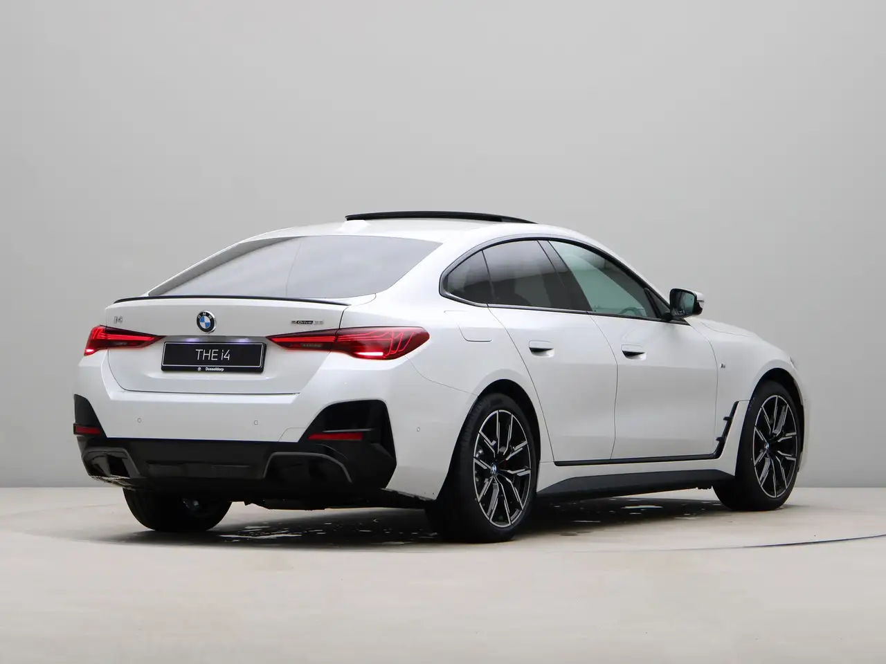 BMW i4 2026 — фото 9