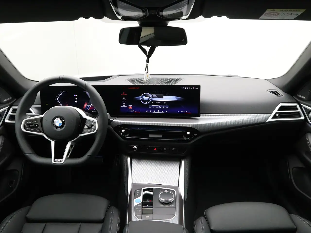 BMW i4 2026 — фото 13