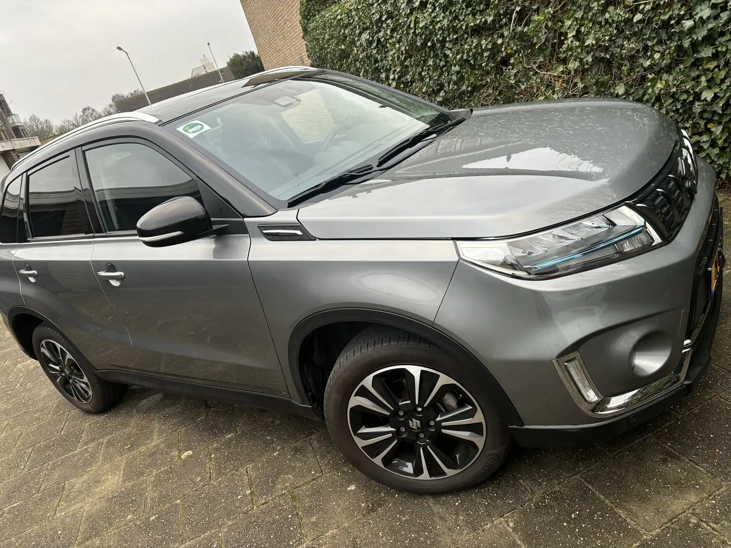 Suzuki Vitara 1.4 B.jet Style SH hybride Grijs - 1