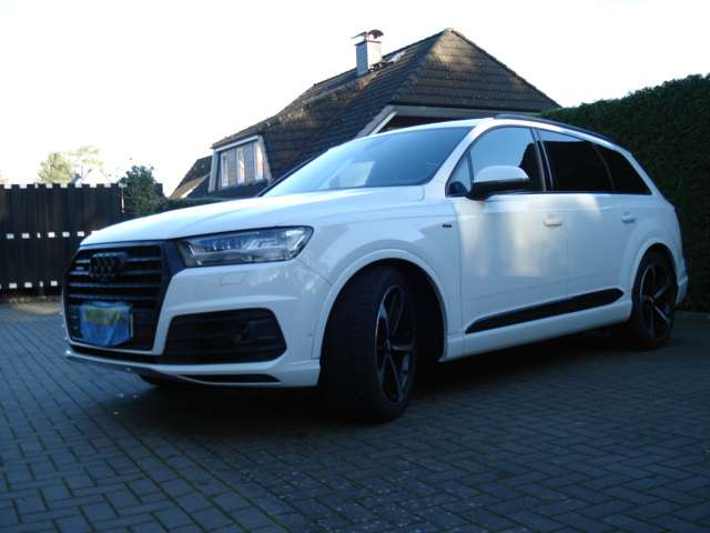 Second hand Audi Q7 3.0
