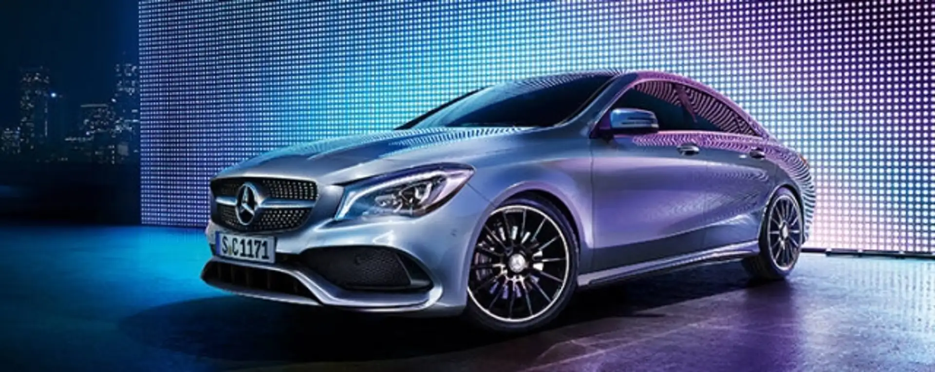 Mercedes-Benz CLA 45 AMG CLA 45 AMG 4matic 381cv auto Stříbrná - 1