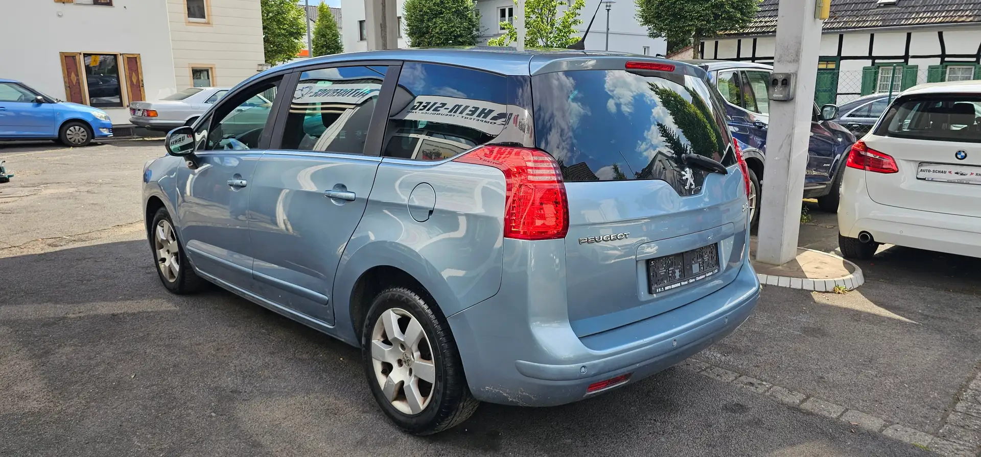 Peugeot 5008 7 Sitzer - 2