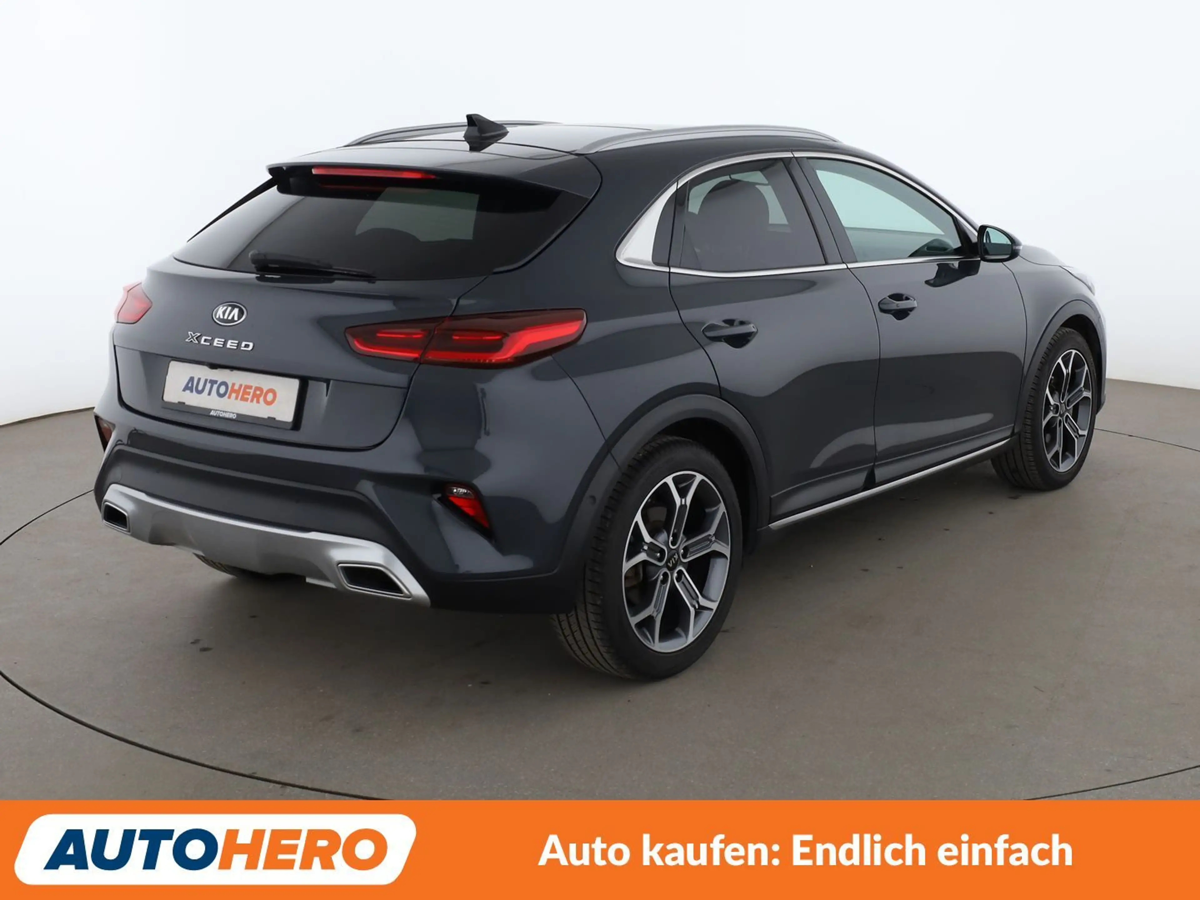 Kia XCeed 1.6 TGDI Platinum Edition Aut.*CAM*ACC*NAVI* — photo 6
