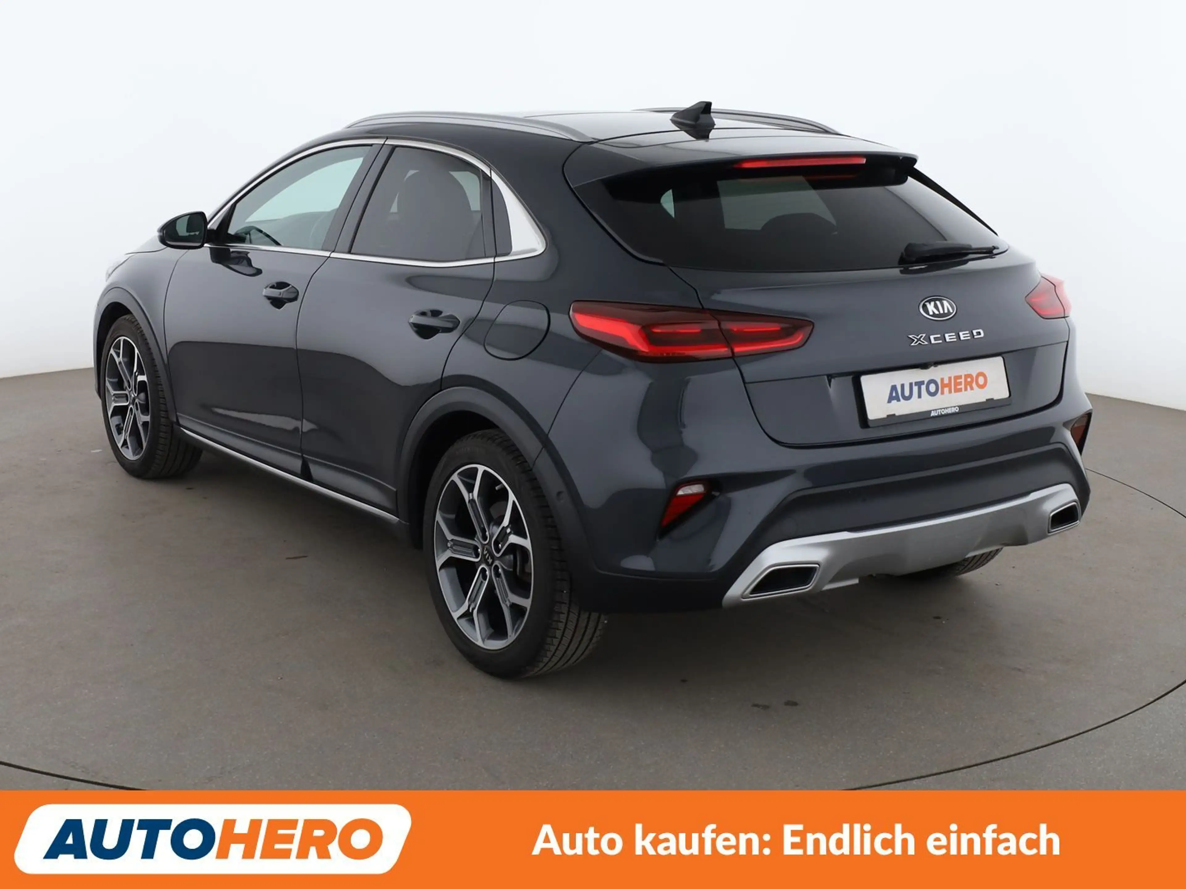 Kia XCeed 1.6 TGDI Platinum Edition Aut.*CAM*ACC*NAVI* — photo 4