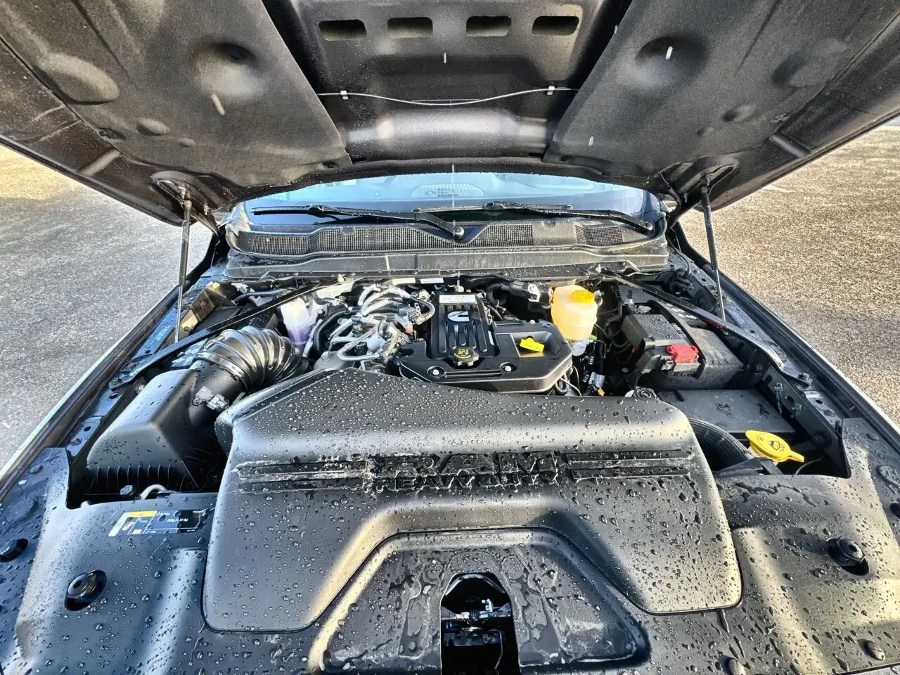 RAM 3500 снимка RAM 3500