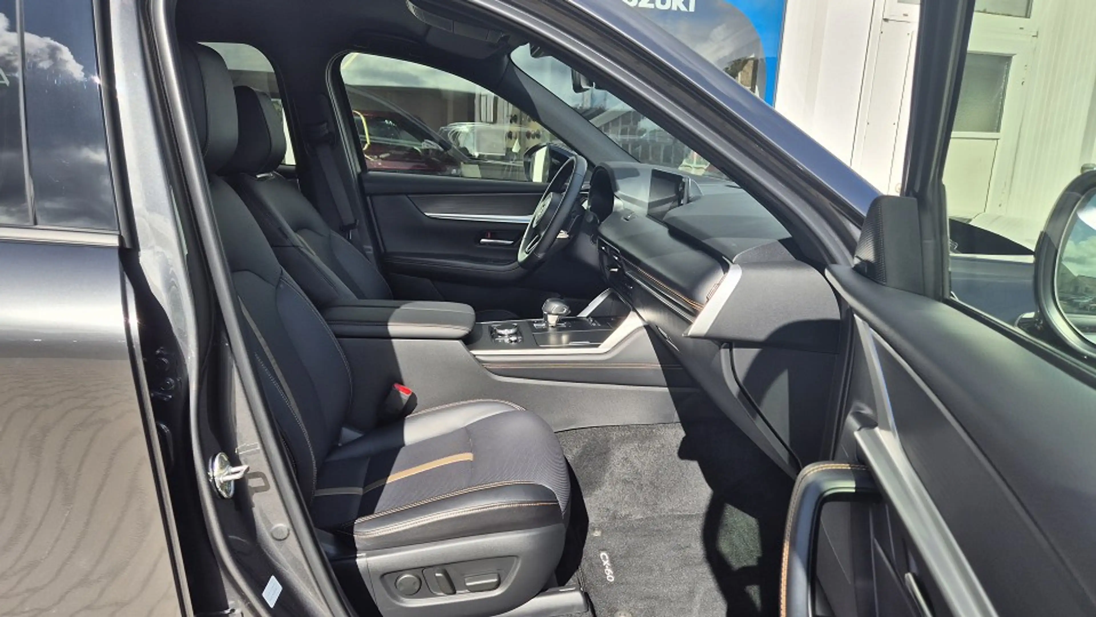 Mazda CX-60 5WGN 3.3L e-SKYACTIV D 254ps 8AT AWD Homura COSO — photo 4