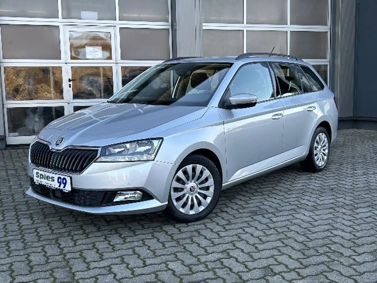 Skoda Fabia Combi Ambition Sitzhzg. DAB Nebel Silber - 1