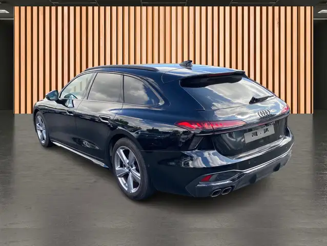 Audi A6 view 6