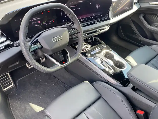 Audi A6 view 13