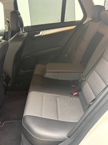 Mercedes-Benz C 250 C 250 CGI BlueEfficiency (204.247) — photo 9