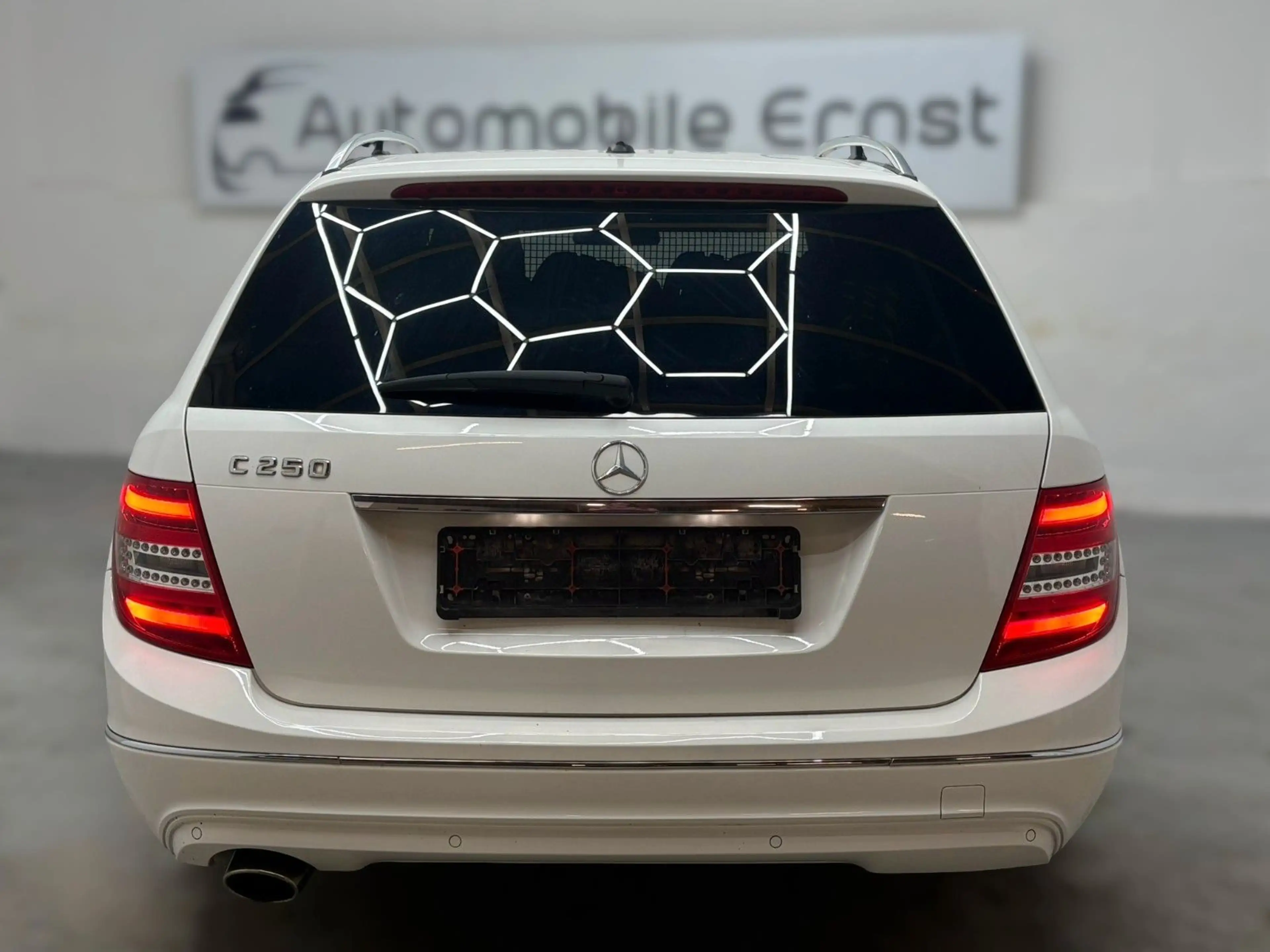 Mercedes-Benz C 250 C 250 CGI BlueEfficiency (204.247) — photo 5