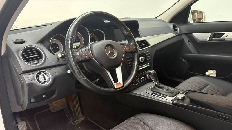Mercedes-Benz C 250 C 250 CGI BlueEfficiency (204.247) — photo 11