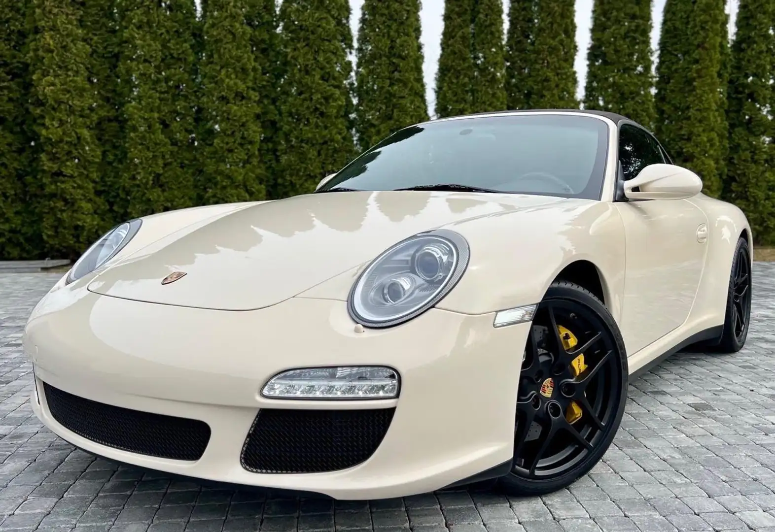Porsche 997 Carrera 997.2 4S Cabrio, Chrono Keramik PDK BOSE Beige - 1
