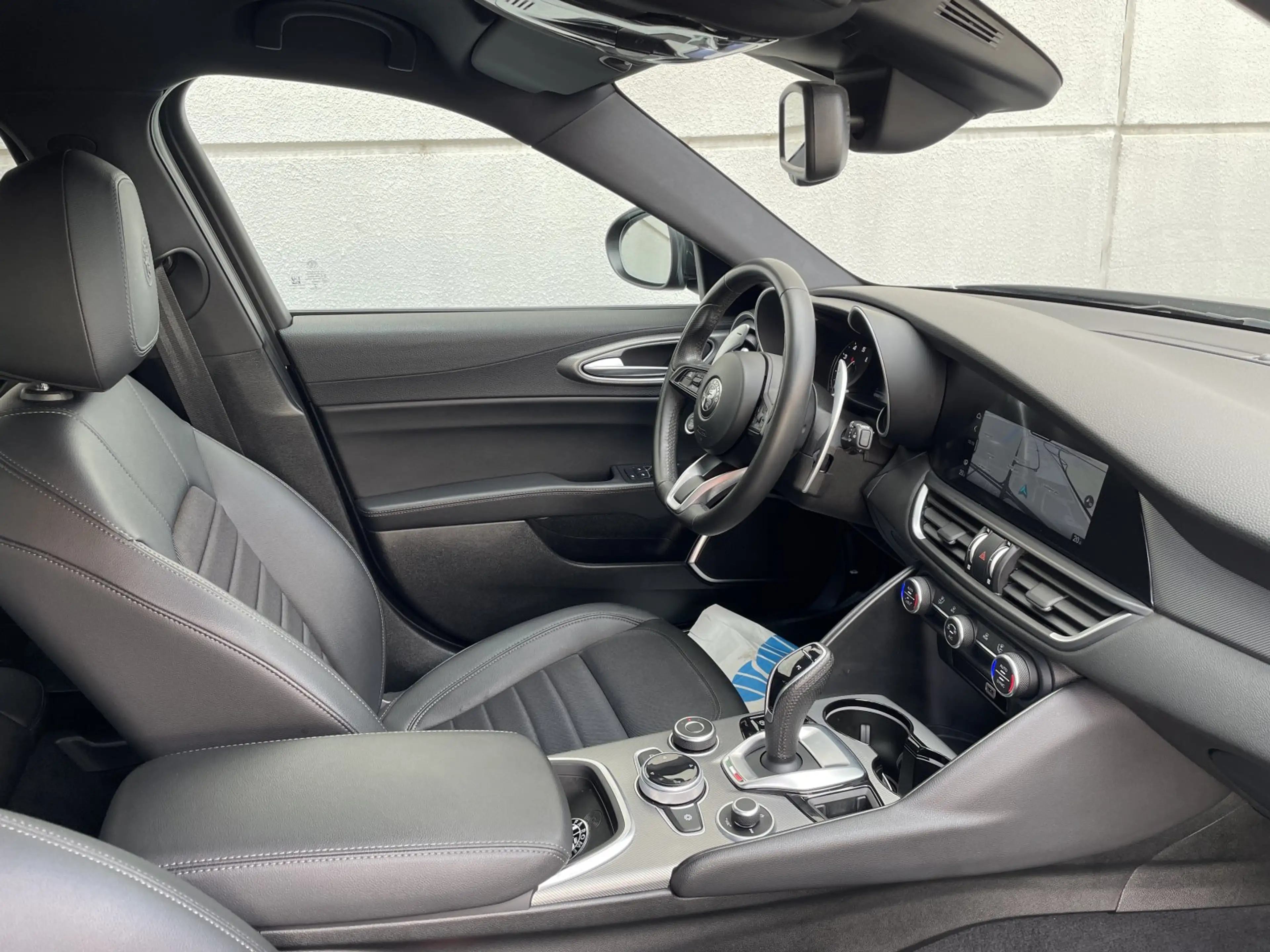 Alfa Romeo Giulia 2.0 16V Turbo Sprint ACC Tmat TotwAss CarPlay And — photo 12