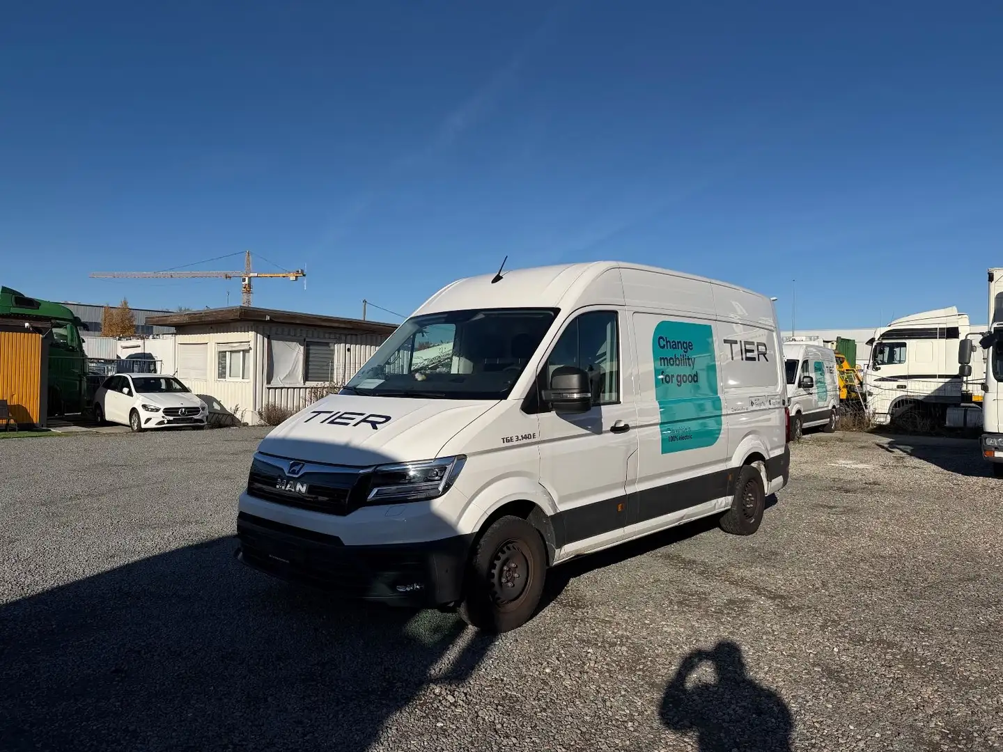 MAN eTGE 3.140E Automatik Navi 36KWH Weiß - 2