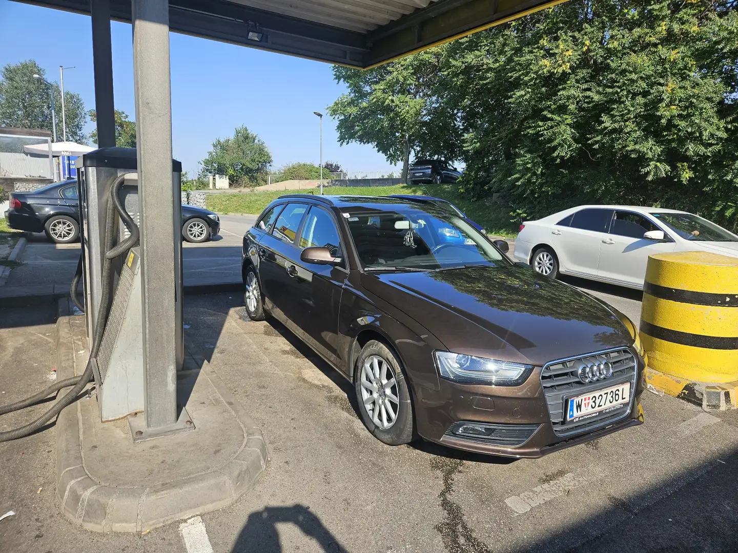 Audi A4 Avant 2,0 TDI Aut. Brązowy - 1