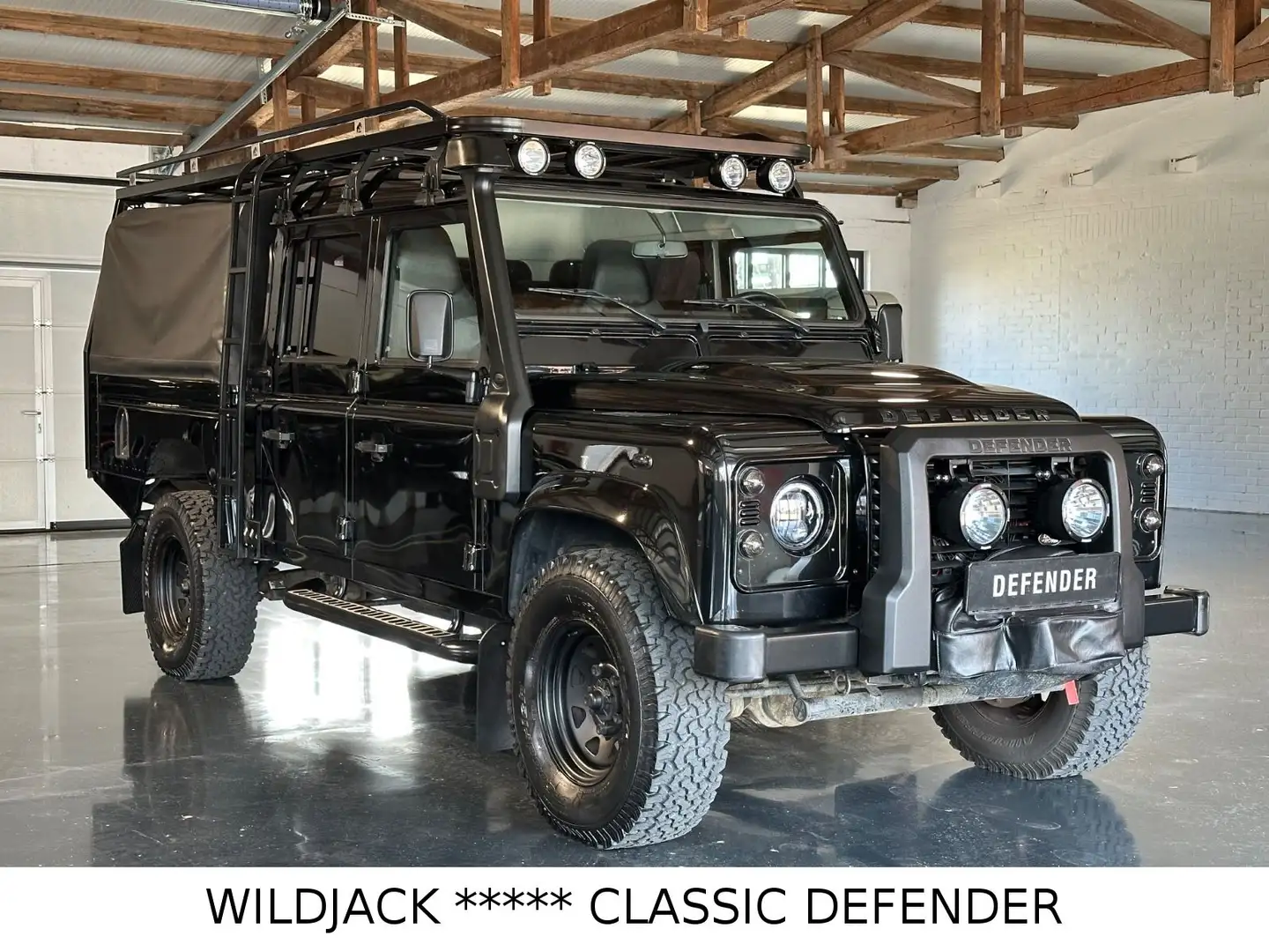 Land Rover Defender 130 Td4 Premium *VOLLAUSSTATTUNG* Schwarz - 1