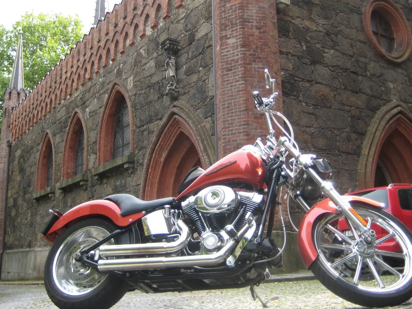 Harley-Davidson Softail Portocaliu - 1