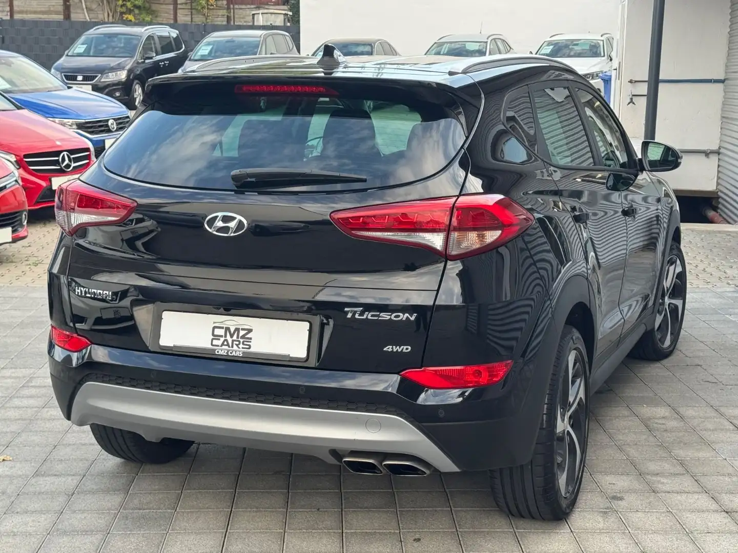 Hyundai TUCSON Advantage 4WD/Kamera/Spurhalt/Temp/Nav/ Noir - 2