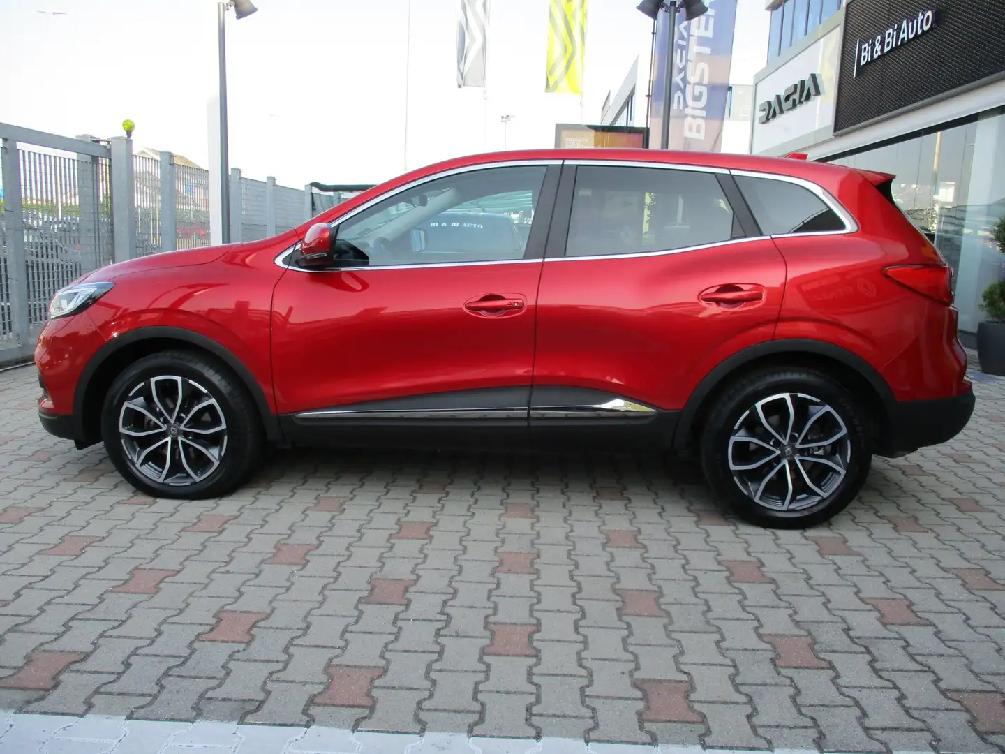 Renault Kadjar Kadjar 2022 1.5 blue dci Intens 115cv edc Rosso - 2