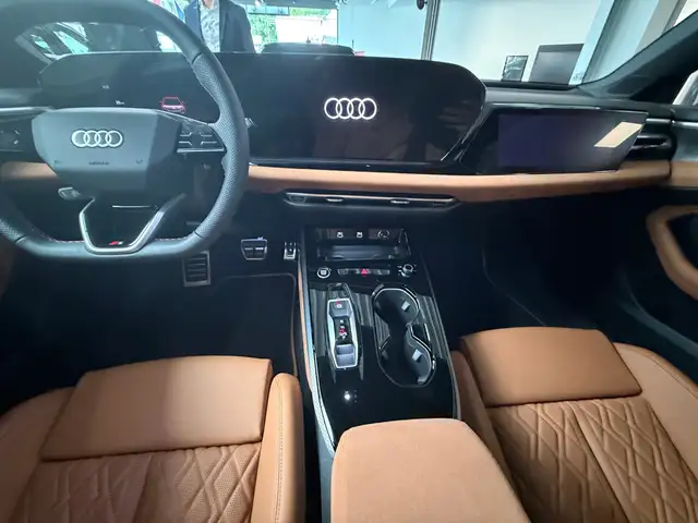 Audi A5 view 9