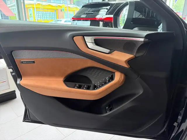Audi A5 view 13