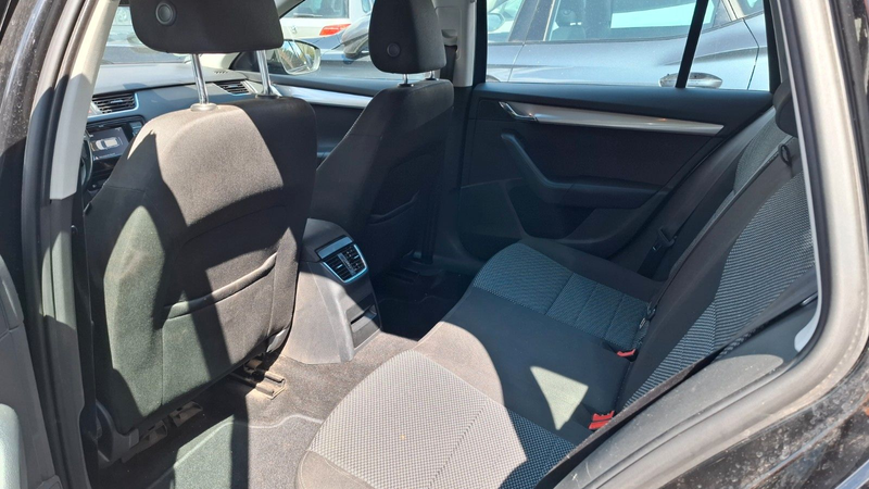 Skoda Octavia Combi Ambition 1.4 TSi *EPH* Top — photo 6