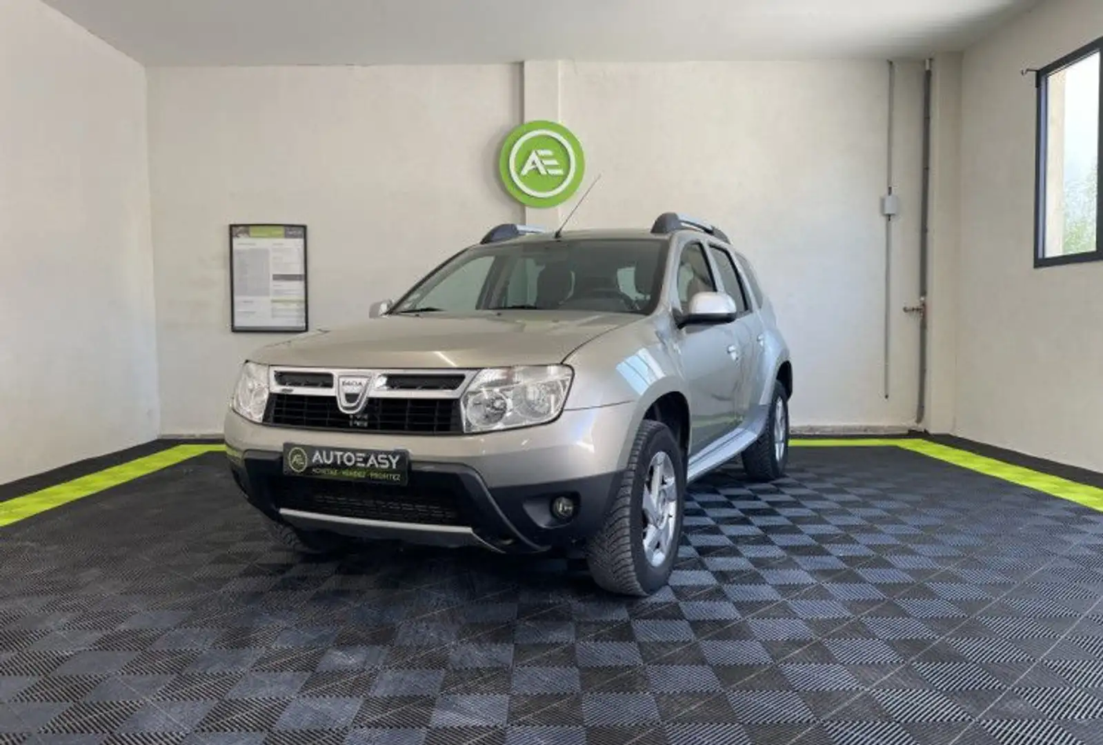 Dacia Duster I (H79) 1.5 dCi 110ch FAP Prestige 4X2 Brun - 1