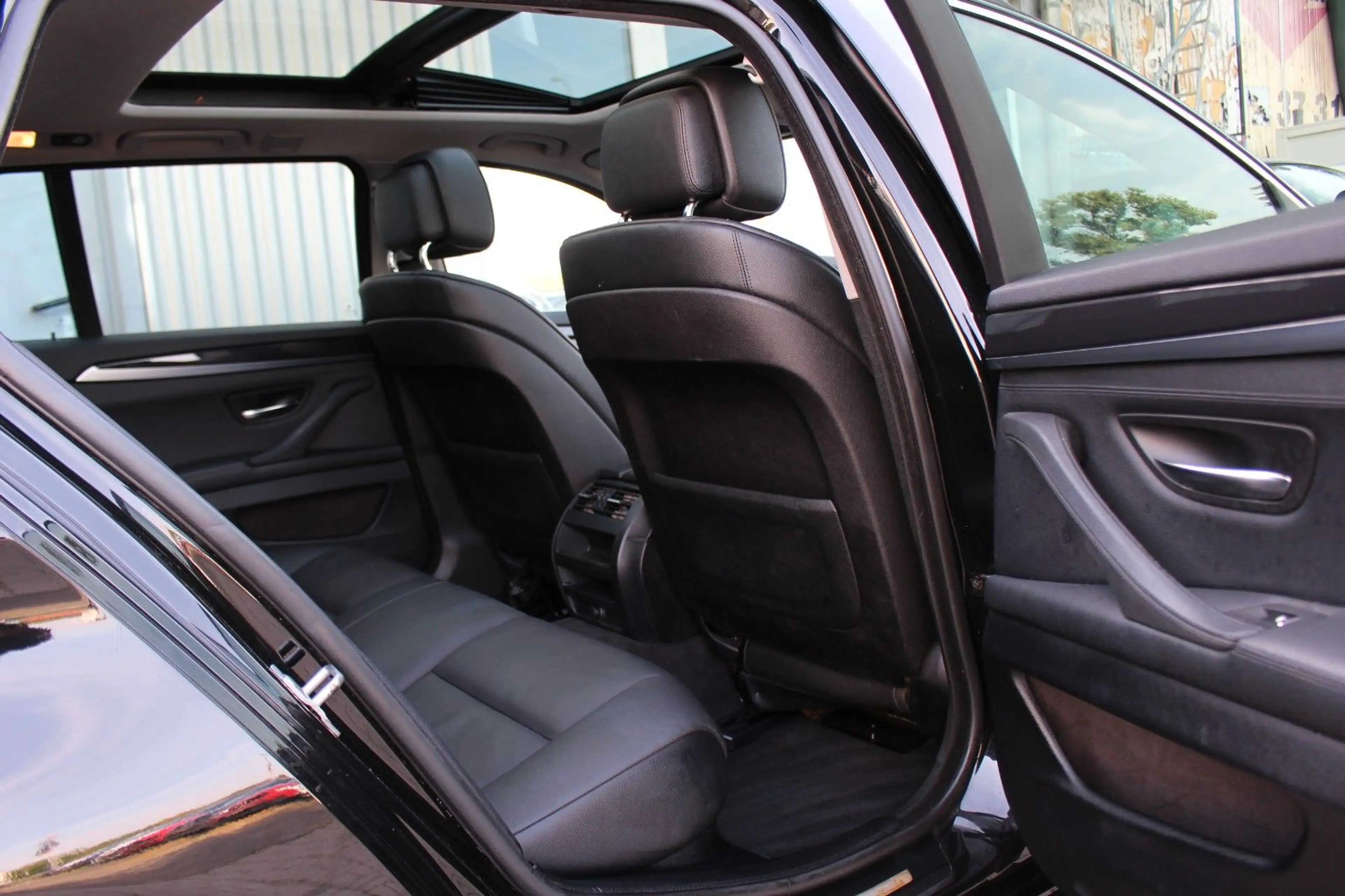 BMW 520 d Touring Autom.+1.Hand+Pano+Schiebed.+Kamera — photo 12