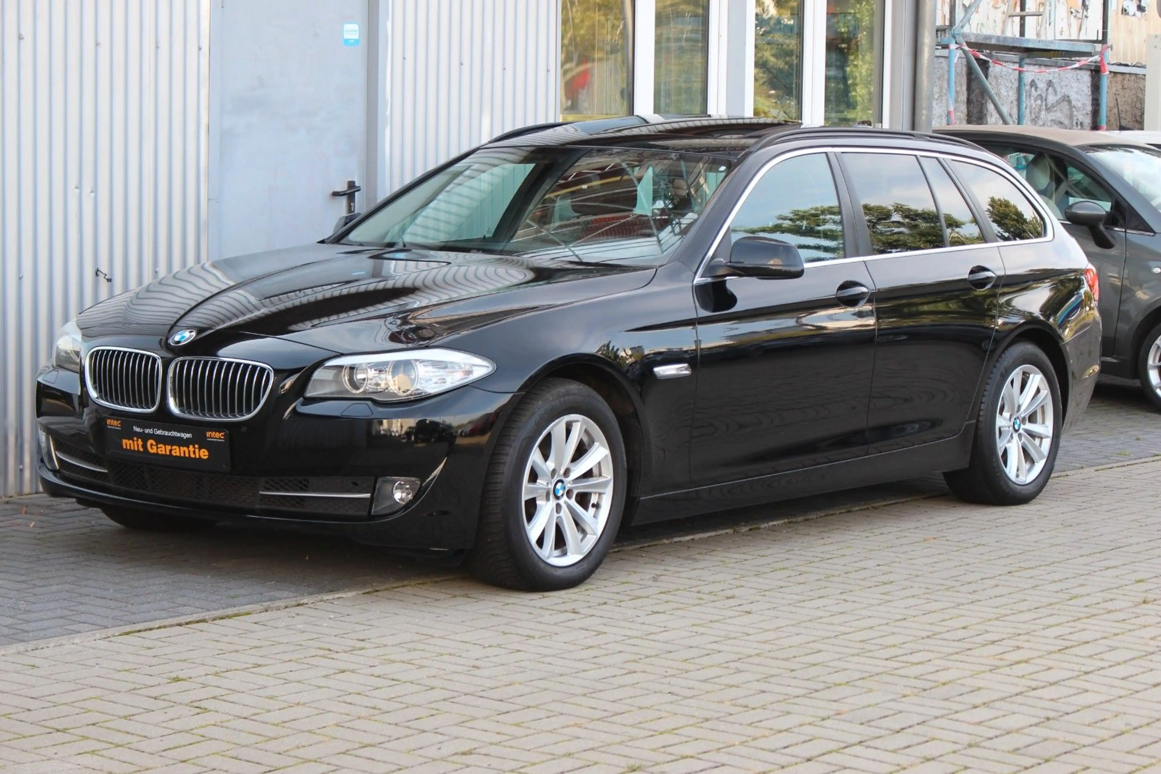 BMW 520 d Touring Autom.+1.Hand+Pano+Schiebed.+Kamera