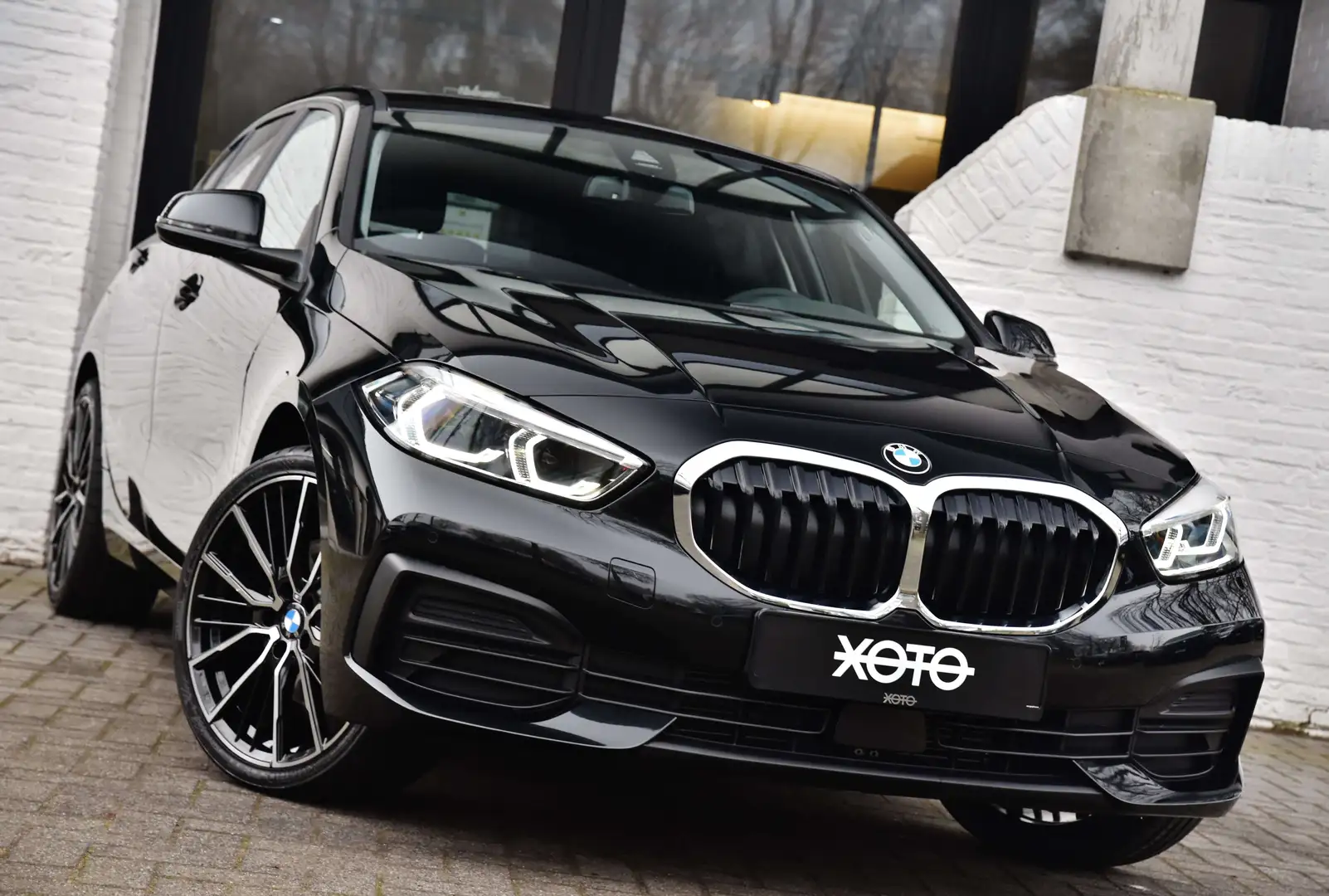 BMW 116 D AUT. ADVANTAGE *27% DISCOUNT/DIRECT LEVERBAAR* Noir - 2