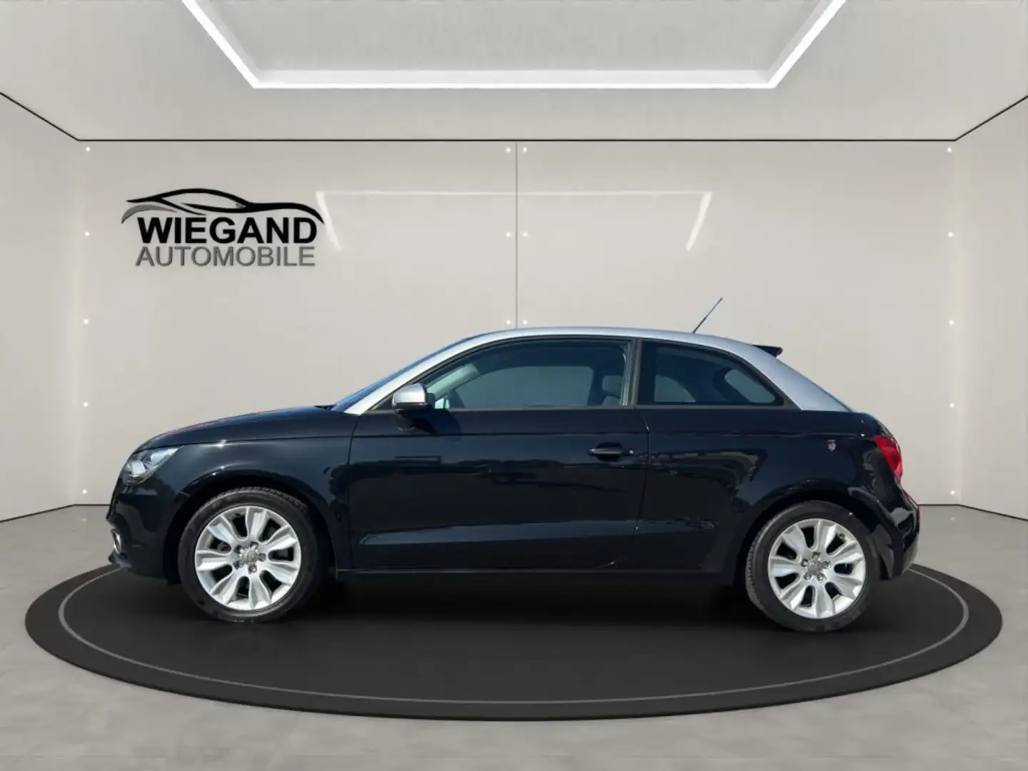 Audi A1 1.4 TFSI AMBITION+NAVI+MEDIA+COMFORT+XENON Schwarz - 2