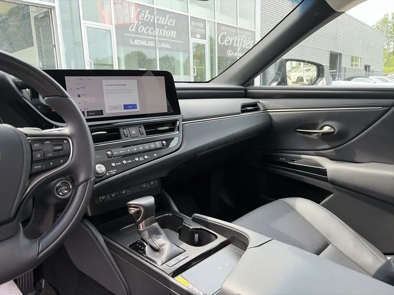 Lexus ES снимка Lexus ES