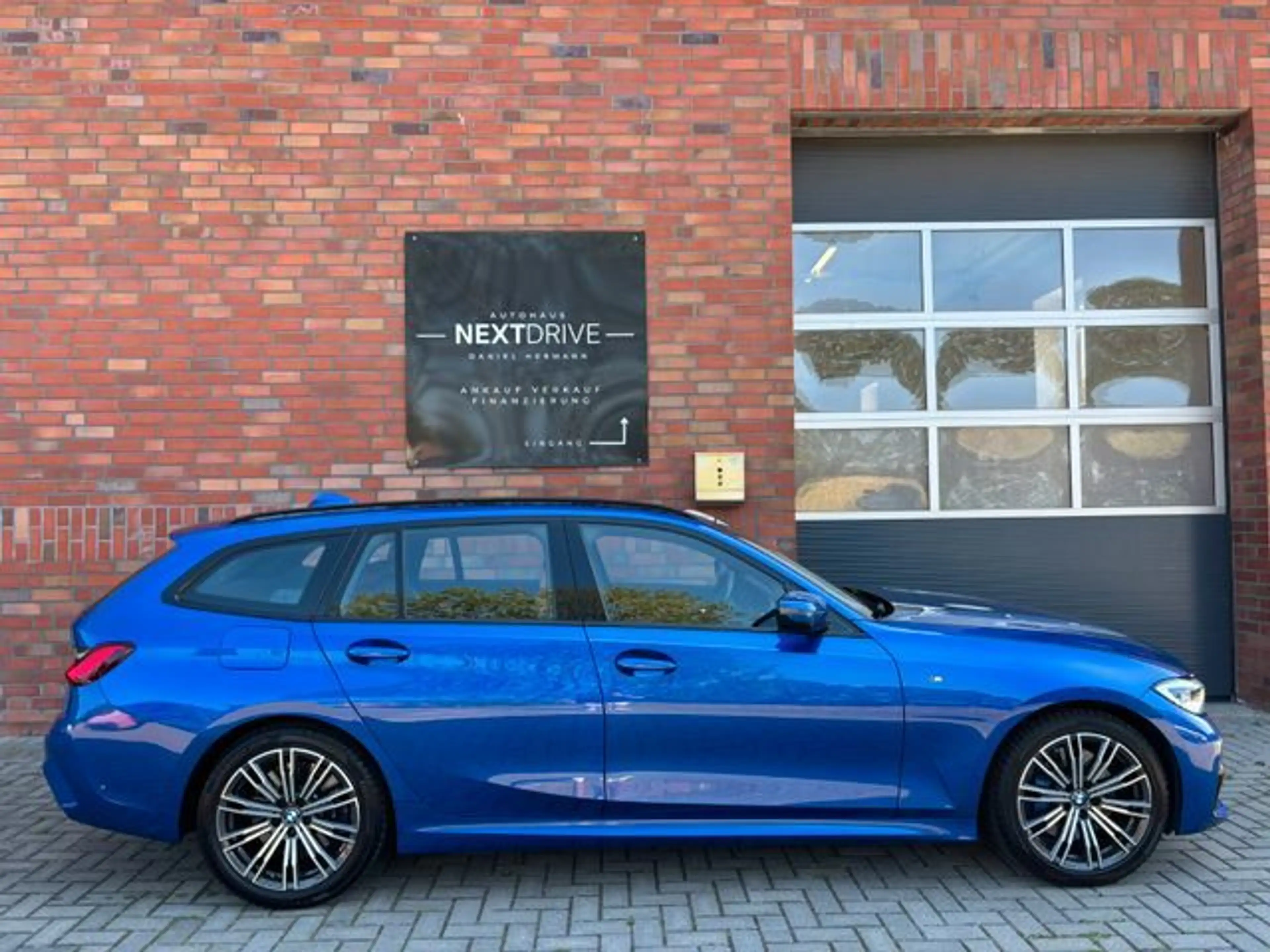 BMW 330 i Touring xDrive *M-Sport*Harman*LASER*Head-U — photo 4