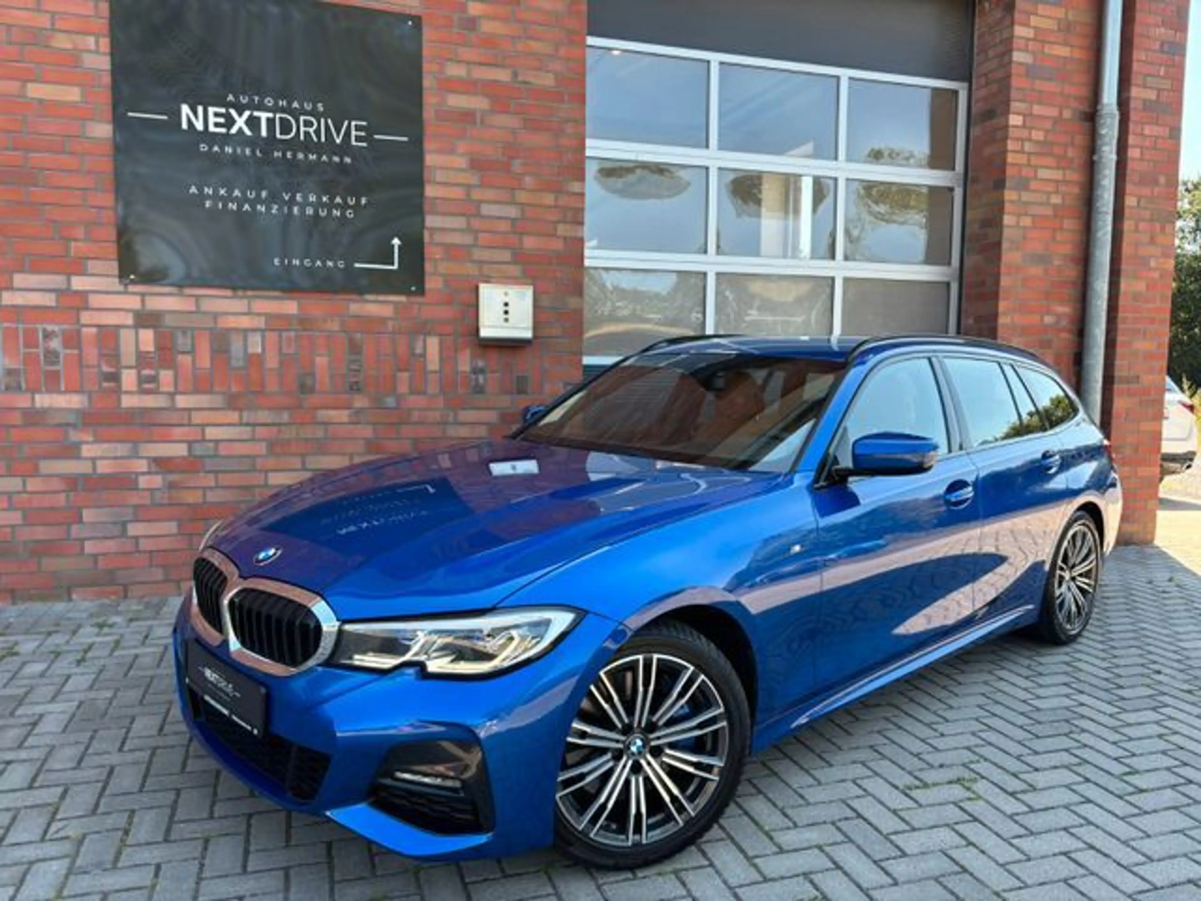 BMW 330 i Touring xDrive *M-Sport*Harman*LASER*Head-U