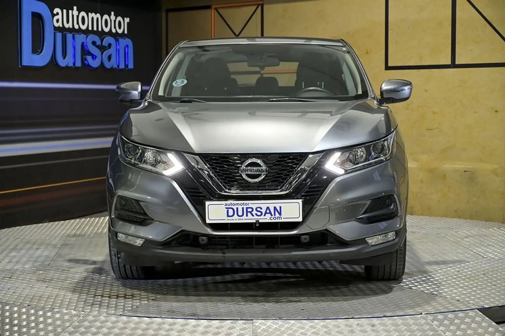 Nissan Qashqai dCi 85 kW 115 CV E6D ACENTA Grau - 2