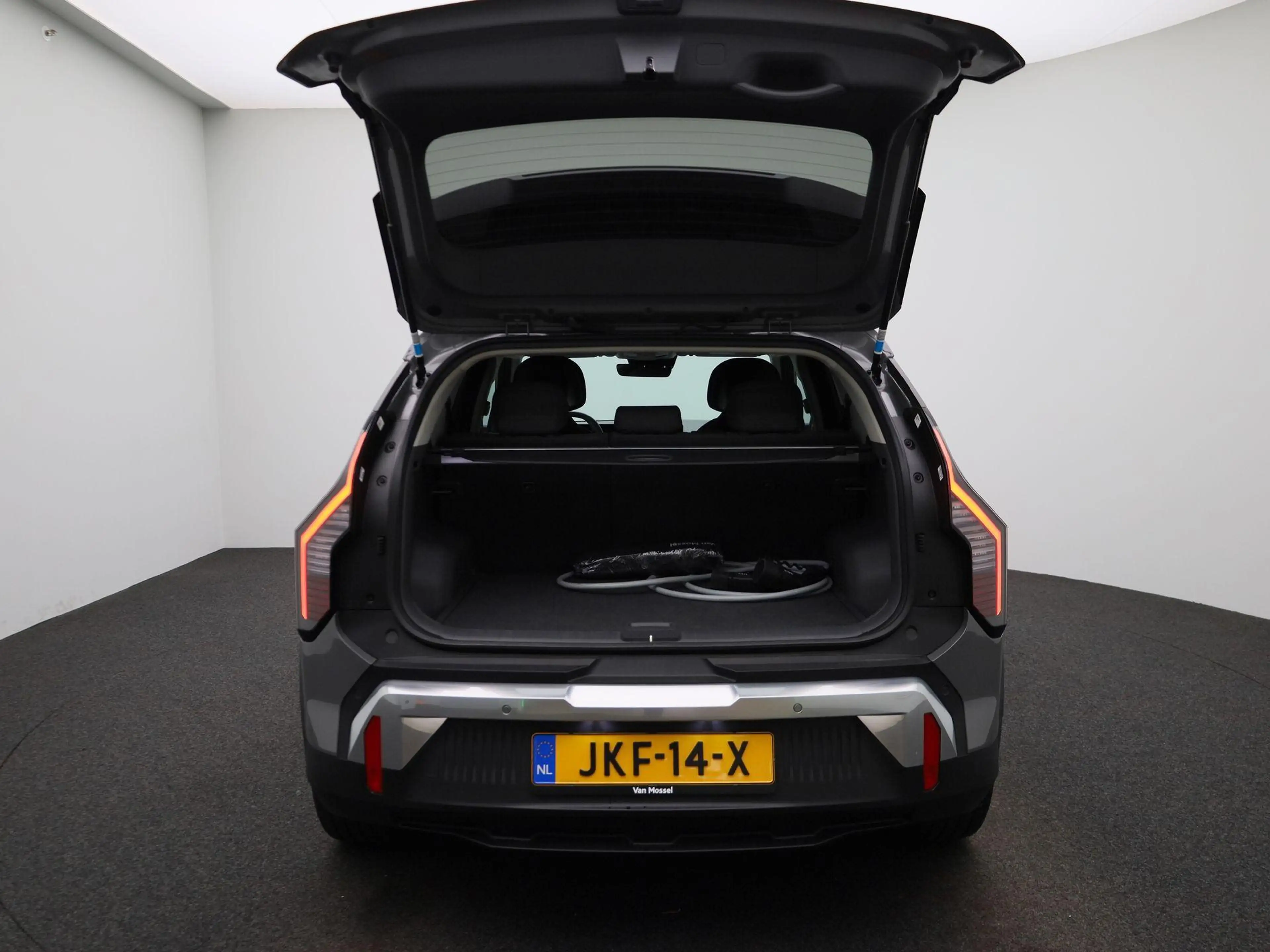 Kia EV3 Plus 81.4 kWh Stoelverwarming | Camera | Keyless | — photo 13