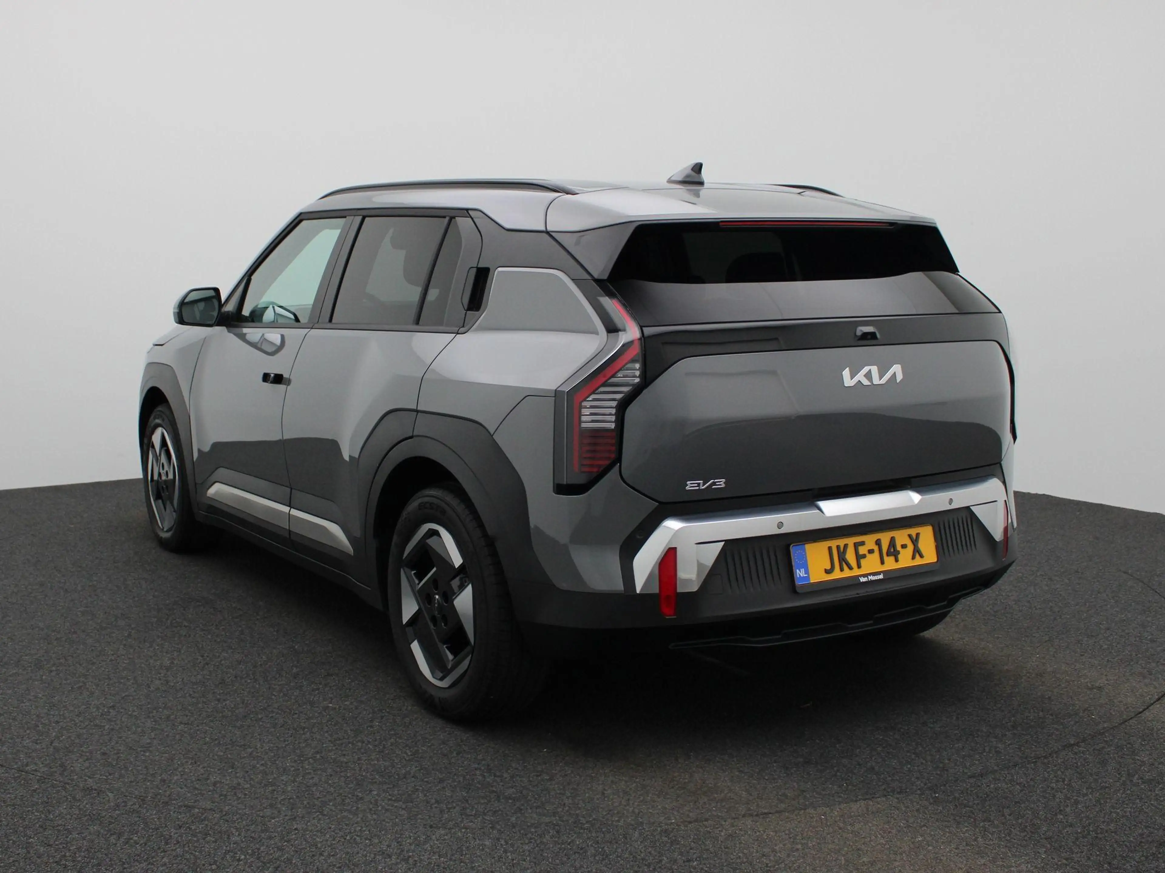 Kia EV3 Plus 81.4 kWh Stoelverwarming | Camera | Keyless | — photo 4