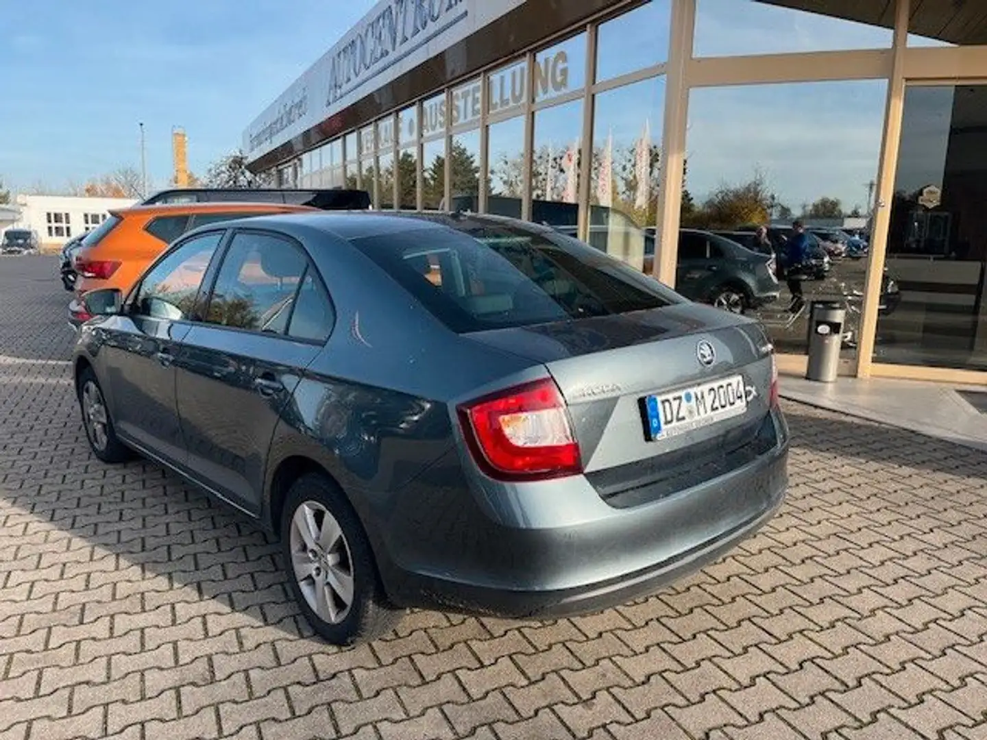 Skoda Rapid/Spaceback Ambition Grau - 2