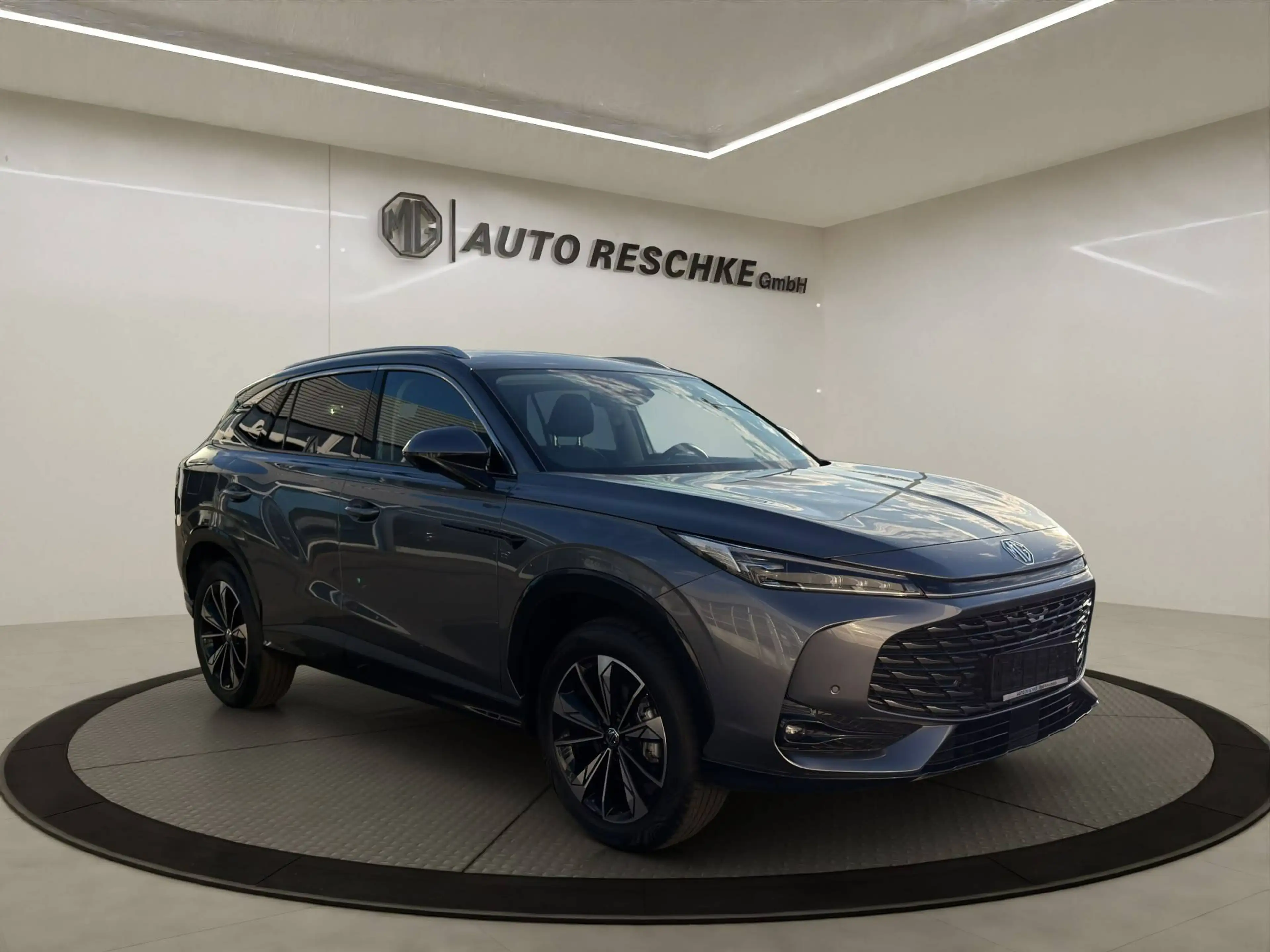 MG HS HS 1.5T Aut. Luxury! Allwetterreifen! Sofort Verfügbar! — photo 7