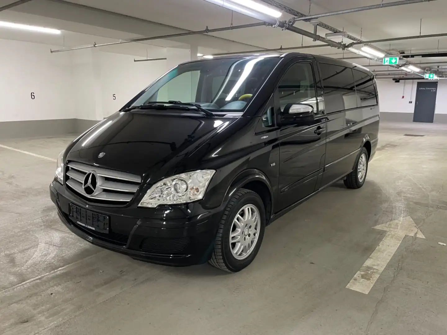 Mercedes-Benz Viano 3.0 CDI Trend Edition lang Fekete - 1