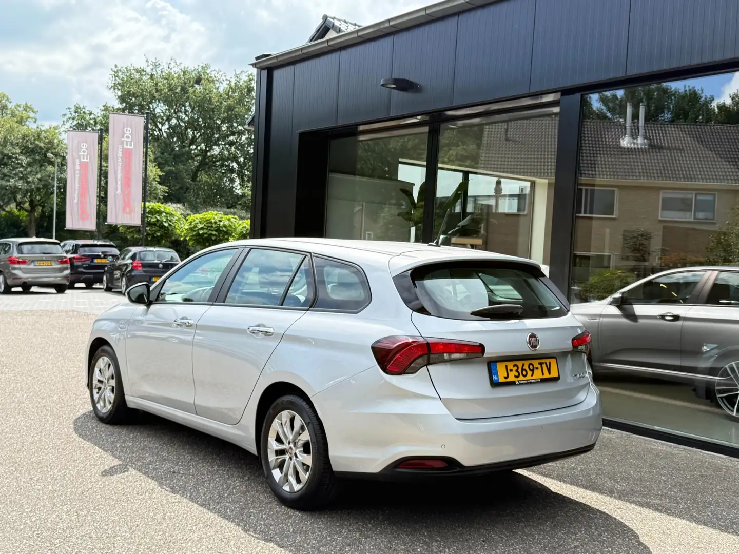 Fiat Tipo Stationwagon 1.4 16v Pop Navigatie Stoelverwarming Grijs - 2